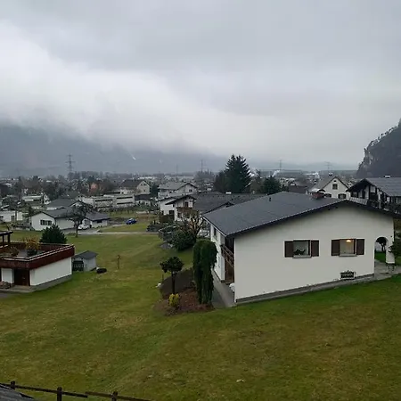 Haus Cm *